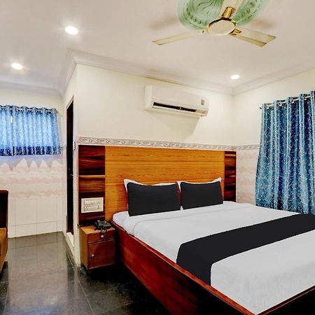 Hotel O Hanuman Pet Near Railway Station Vijayawāda Exterior photo